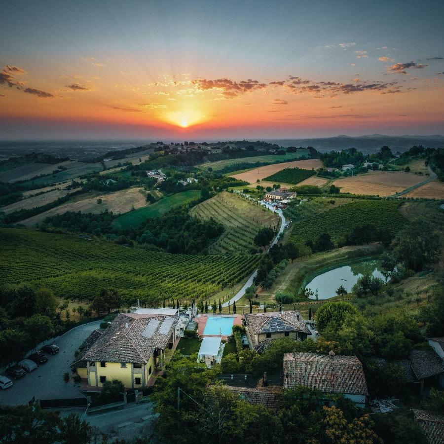 Agriturismo Acetaia Sereni Marano sul Panaro Eksteriør billede