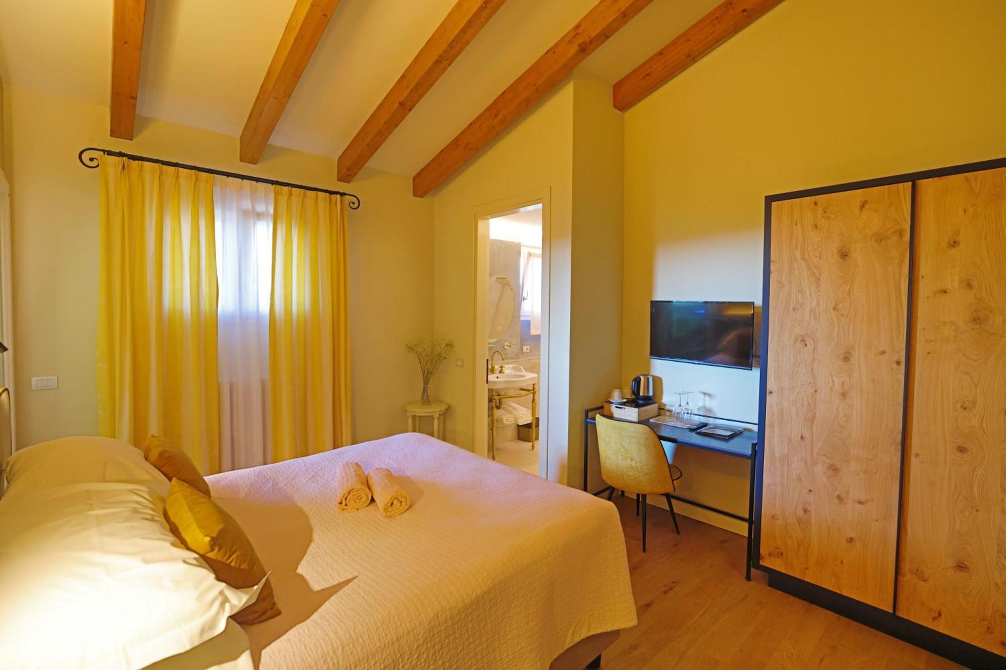 Agriturismo Acetaia Sereni Marano sul Panaro Eksteriør billede