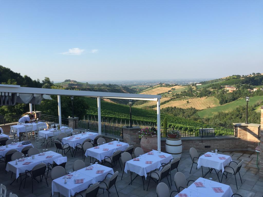 Agriturismo Acetaia Sereni Marano sul Panaro Eksteriør billede