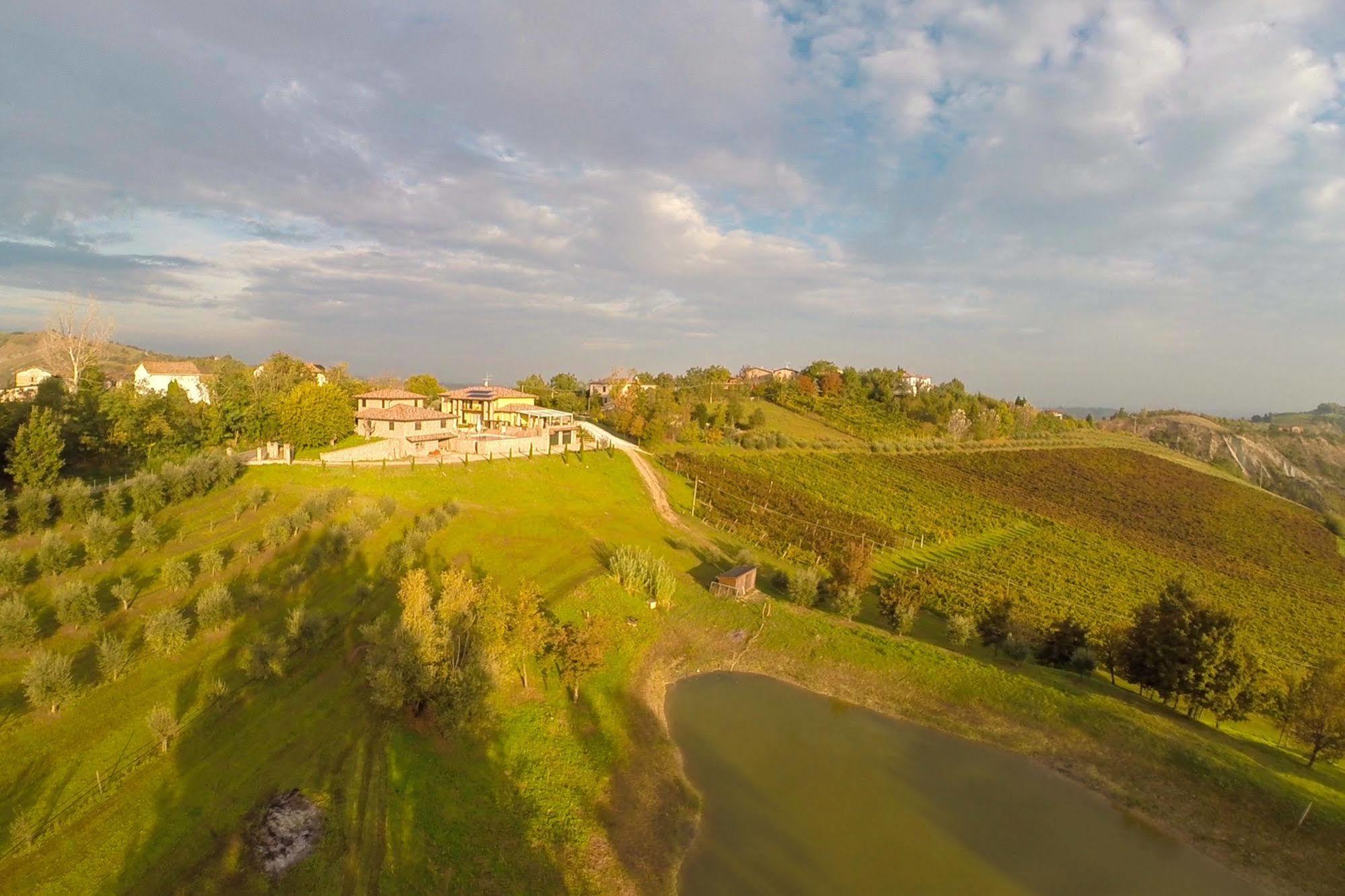 Agriturismo Acetaia Sereni Marano sul Panaro Eksteriør billede